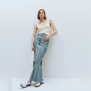 Reformation Nara denim maxi skirt Size 26
